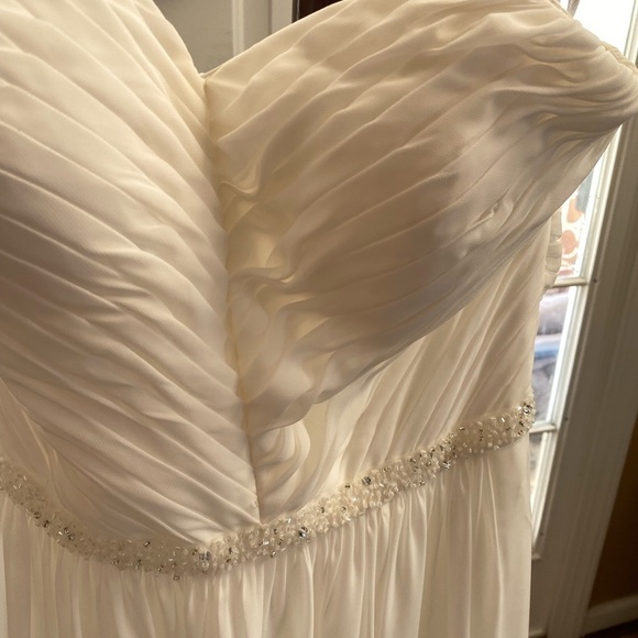 NWT IVORY FULL WEDDING/PROM DRESS SIZE 8 - Picture 3 of 15
